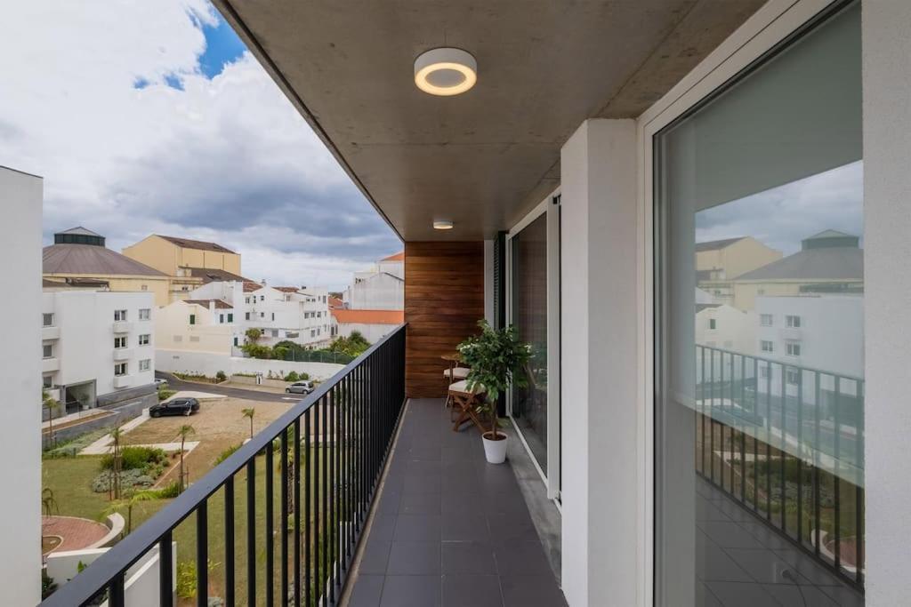 Island Retreat Apt Ponta Delgada  Bagian luar foto